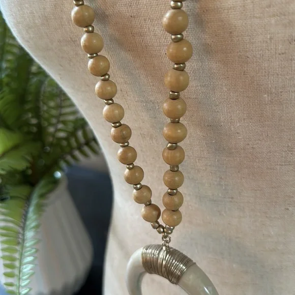 Boho Chic Necklace - Picture 3 of 7